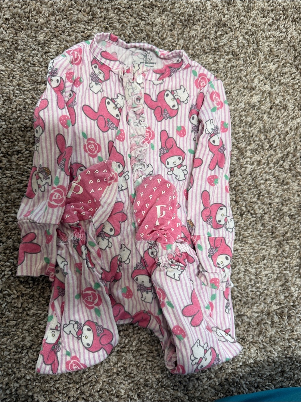 Hello kitty posh peanut zipper footie